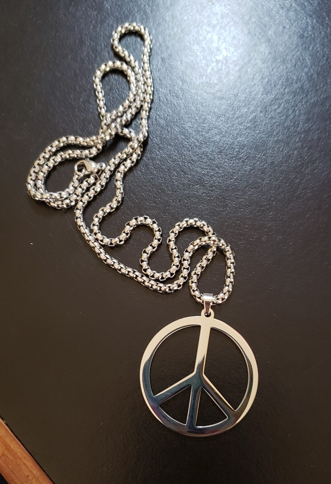 35mm Stainless Steel Large Peace Sign Pendant / Charm with 24″ Box Chain