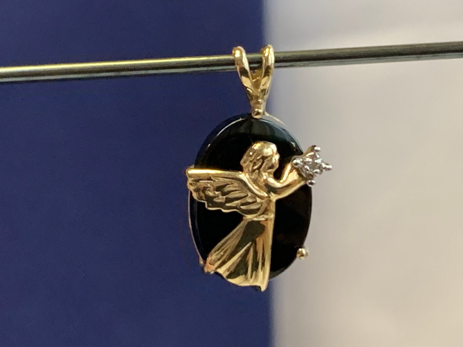 10K Yellow Gold Angel Pendant 1.67g Fine Jewelry Onyx Look Charm *READ*