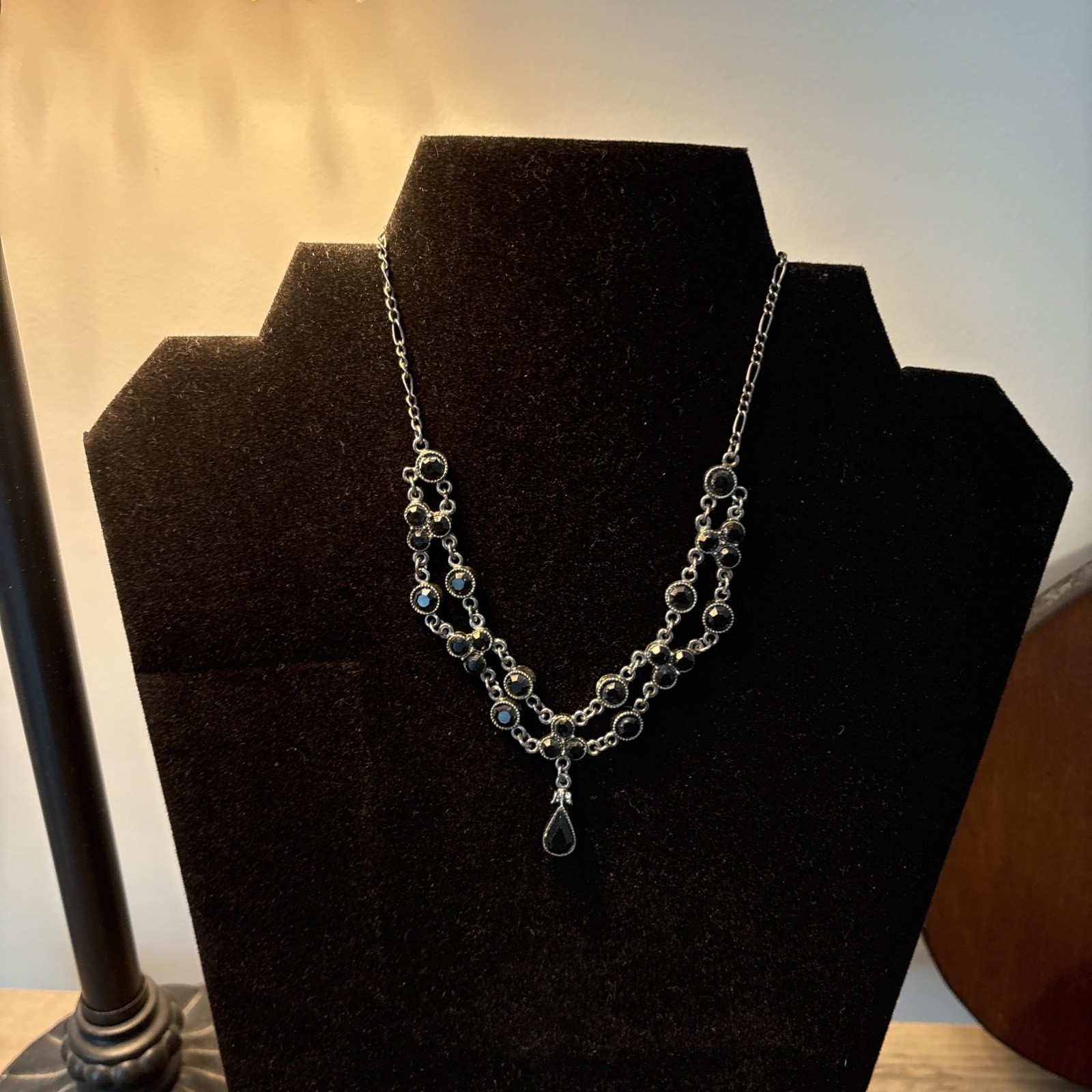 Made in China Silver Tone and Black Stone Bib 15″ Choker Necklace