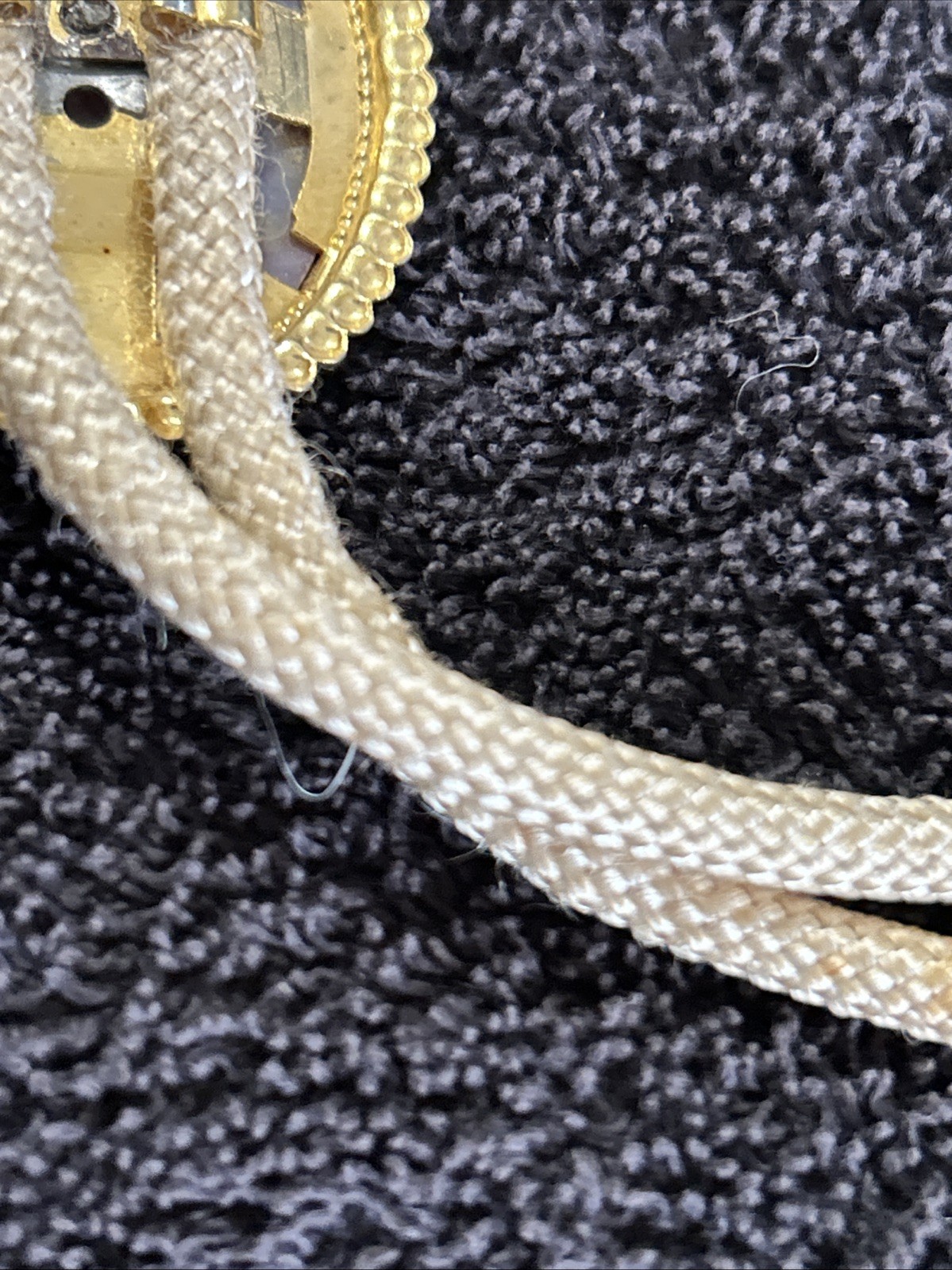 Polished Agate Gemstone Bolo Tie 18″ Woven Nylon Gold Tone Tips