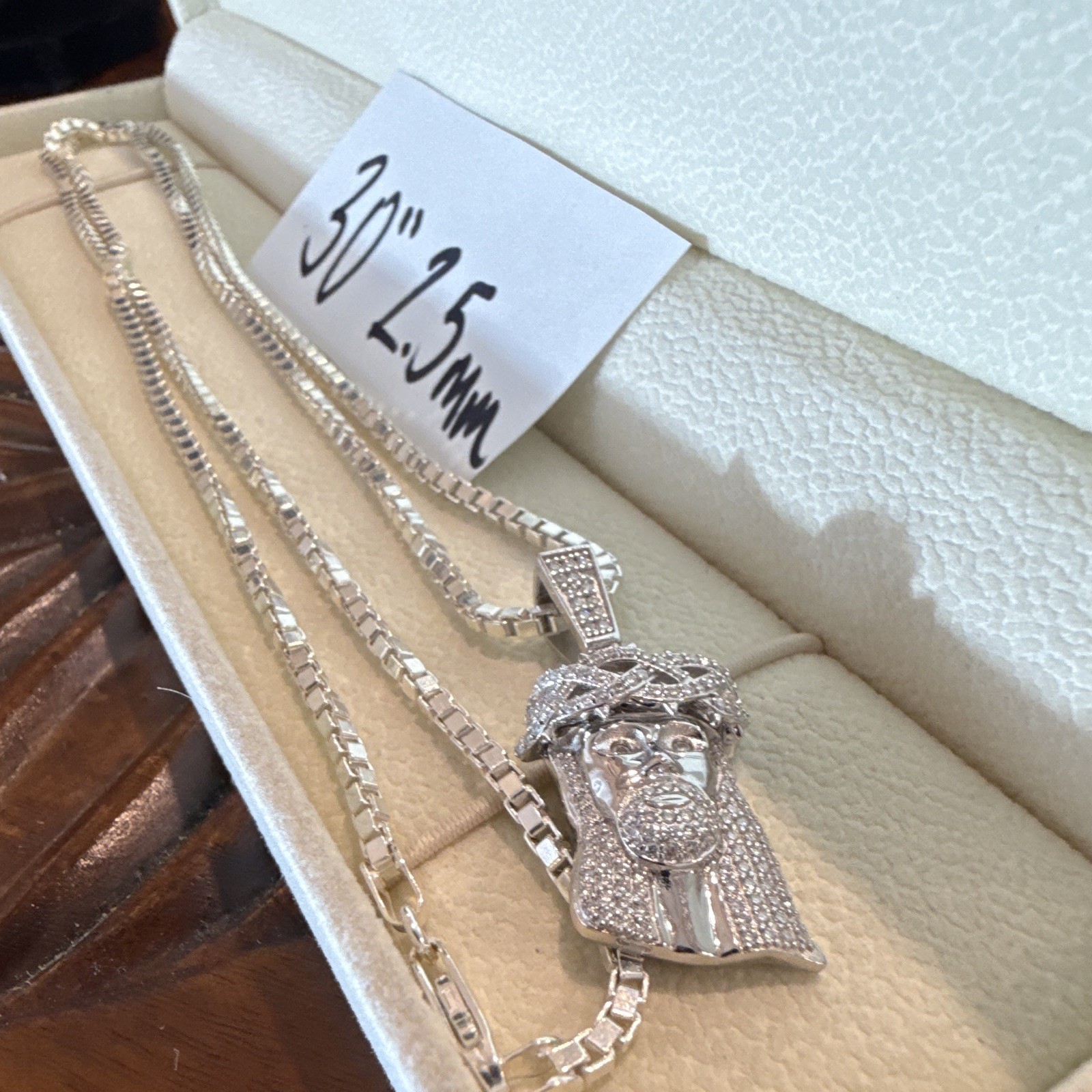 2.5mm 30in Box Chain SOLID 925 (~30g) Sterling Silver w Moissanite Jesus Pendant