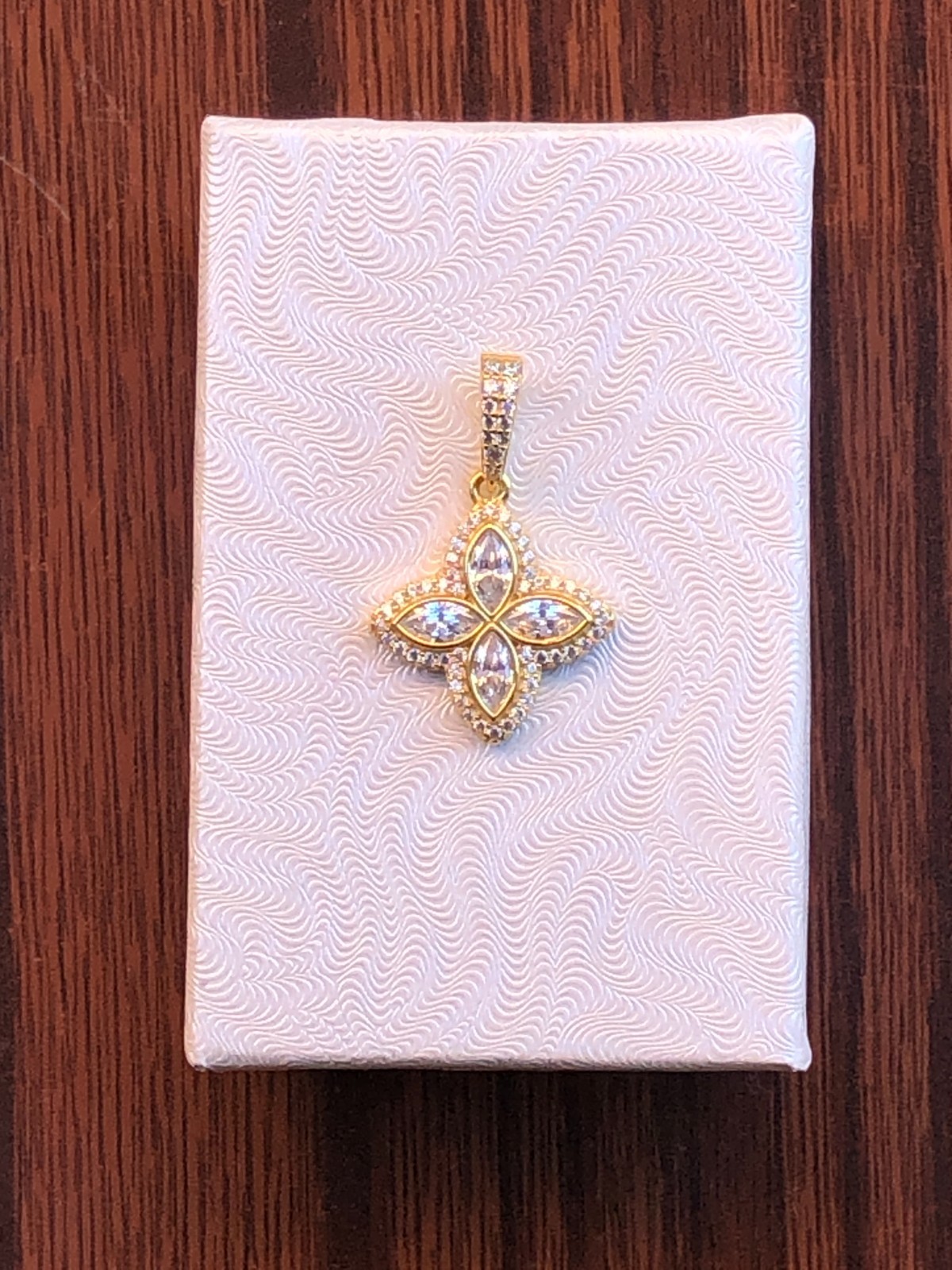 925 Sterling Silver CZ Gold Four Leaf Clover Flower Pendant Women 17mm0.67″/28mm