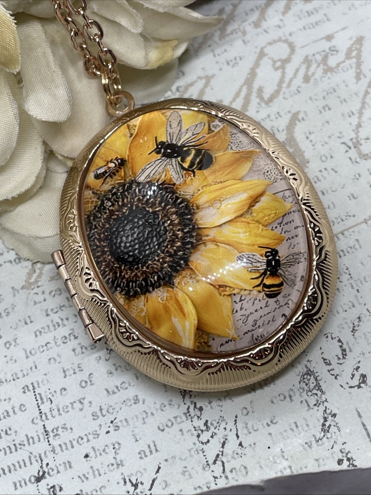 Rose Gold Large Bee Garden Sunflower Wife Locket Necklace Birthday Anniversary