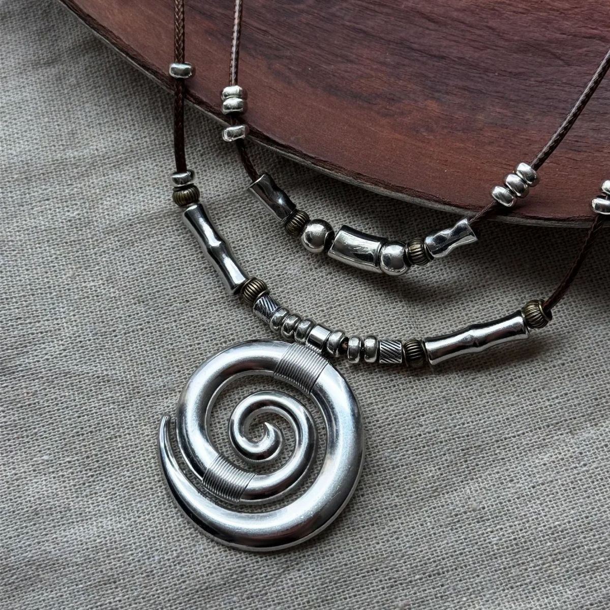 New ethnic style necklace with bohemian spiral pendant clavicle chain