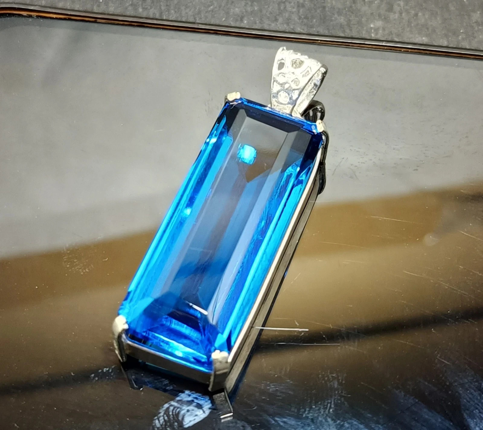 74.10 Ct Certified Natural Blue Topaz 925 Solid Silver Pendant Loose Gemstone