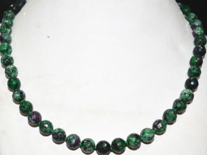 New Beautiful 8mm Red Green Ruby Zoisite Round Gemstone Necklace 18 “AAA