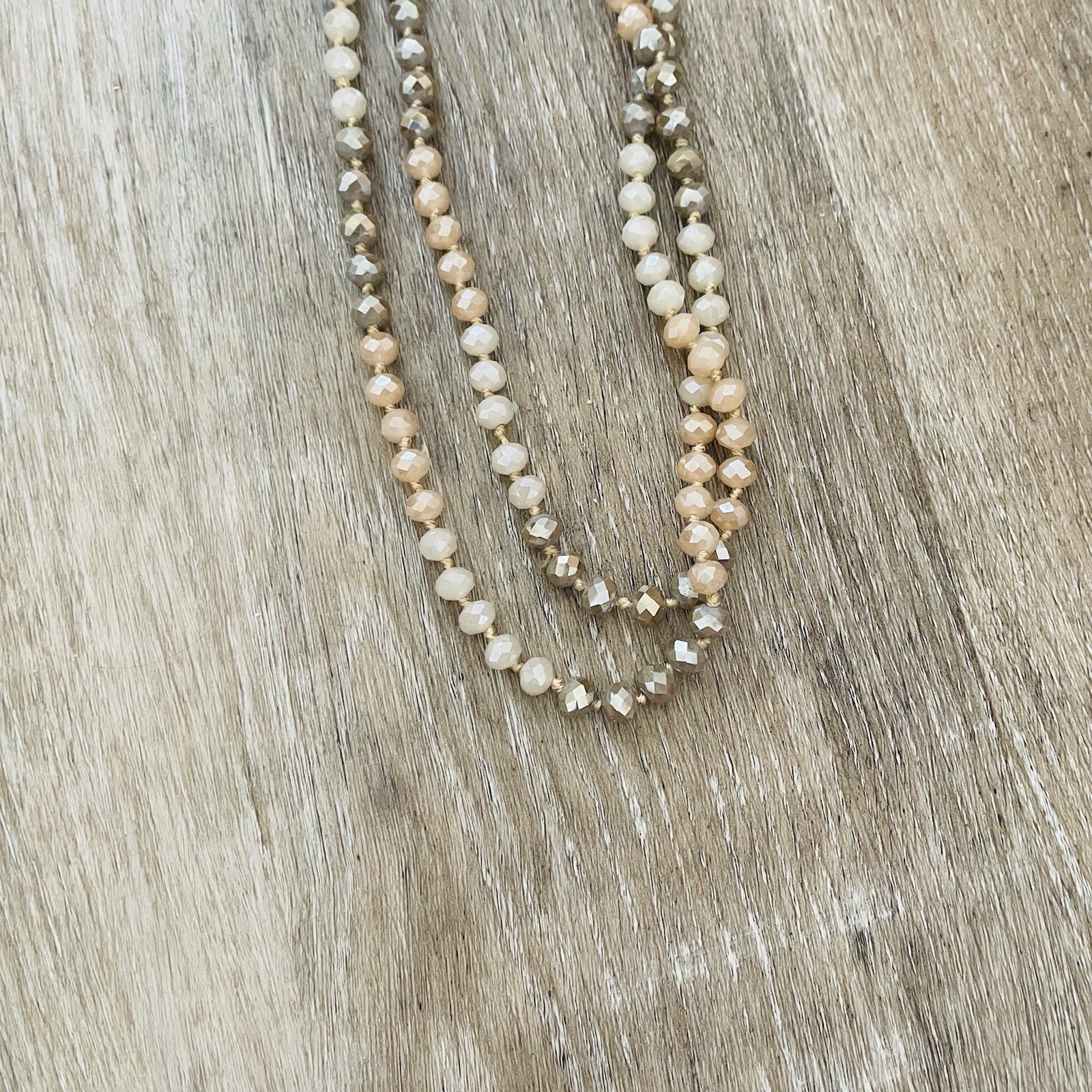 Layered Pearl Beaded Necklace in Cream and Gold – Brand Unspecified