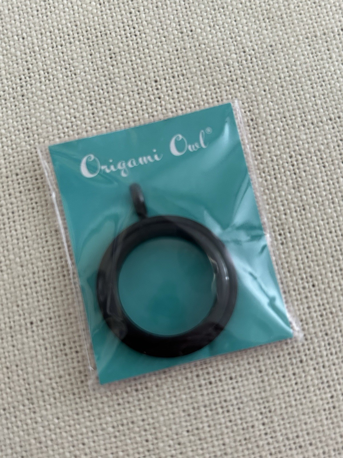 Origami Owl LK4009 Medium Black Twist “BASE ONLY” for Locket “NIP”