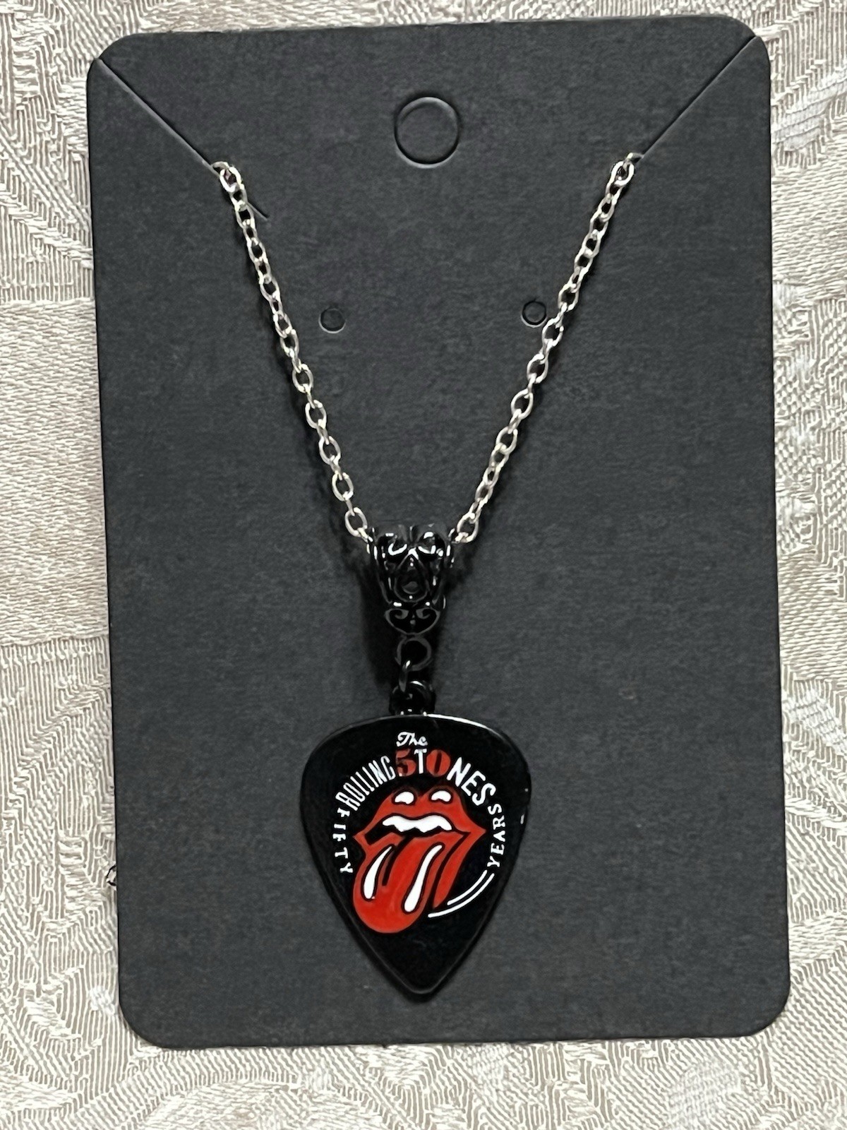 Rock Band Rolling Stones Black Pendant Silver Necklace Fashion Festival Jewelry