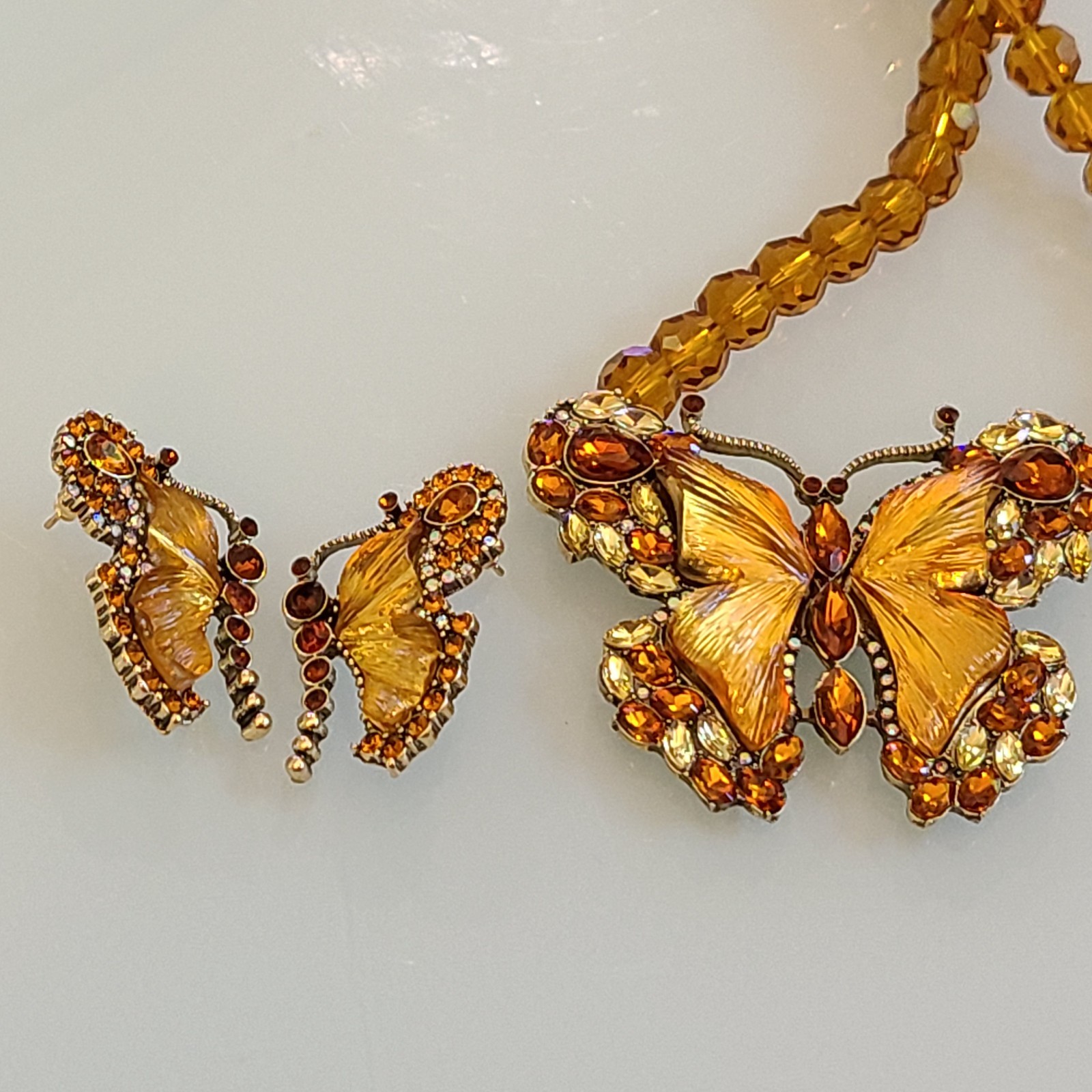 MAGNIFICENT HUGE 2 3/4 ” BUTTERFLY NECKLACE AND EARRINGS SET FACETED CRYSTALS