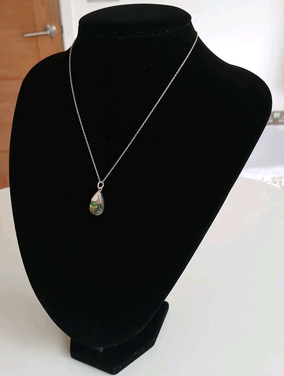 STERLING SILVER & ABALONE SHELL TEARDROP PENDANT & NECKLACE HALLMARKED – 18 INCH