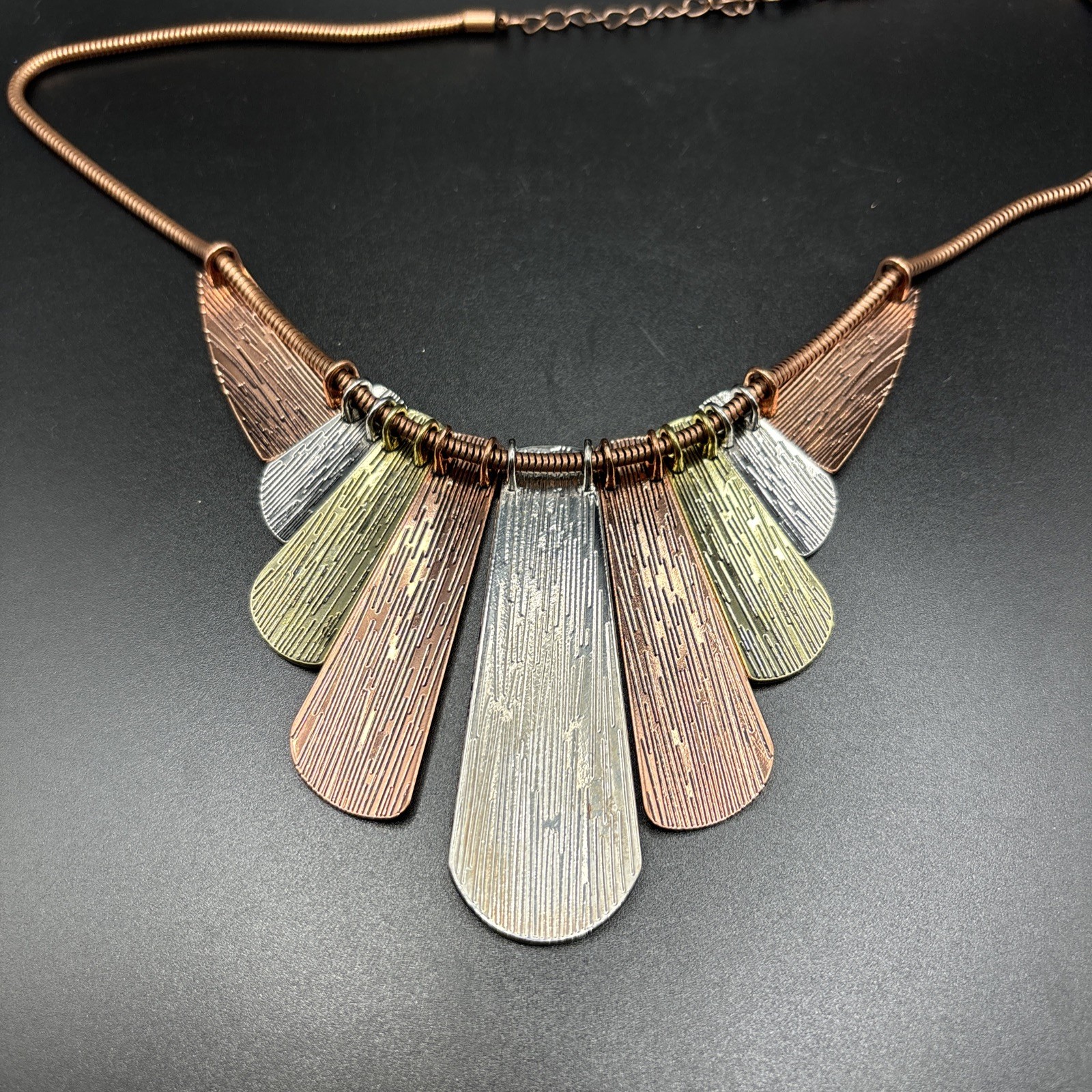 Multi Tone Hammered Metal Modernist Geometric Engraved Necklace Adjustable