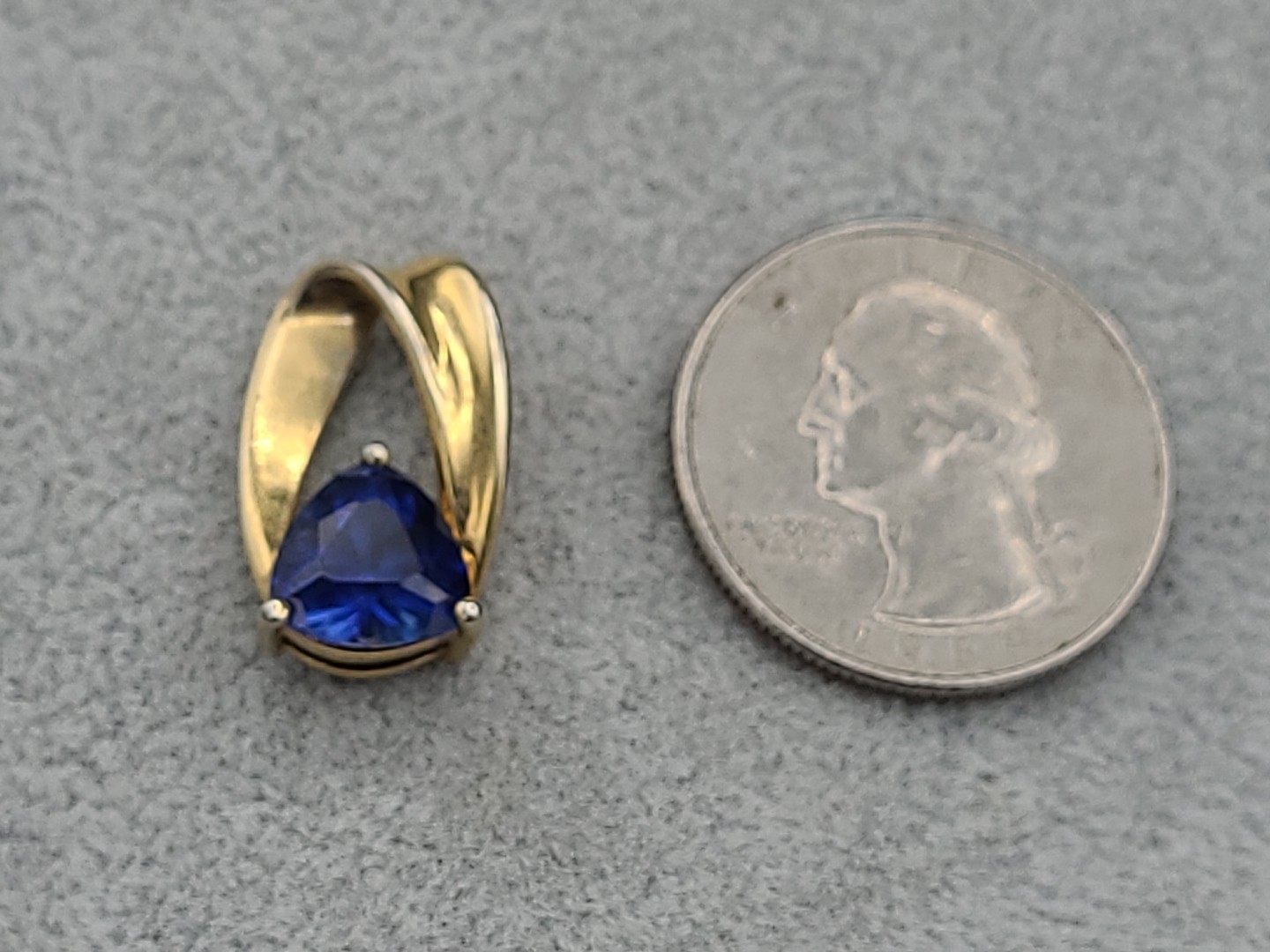 925 Sterling Silver Vermeil Trillion Cut Blue Sapphire Women’s Pendant