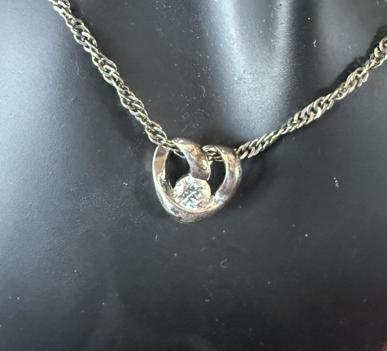 Silver Rope Chain Necklace Crystal Pendant Asymmetrical 18in Spring Ring