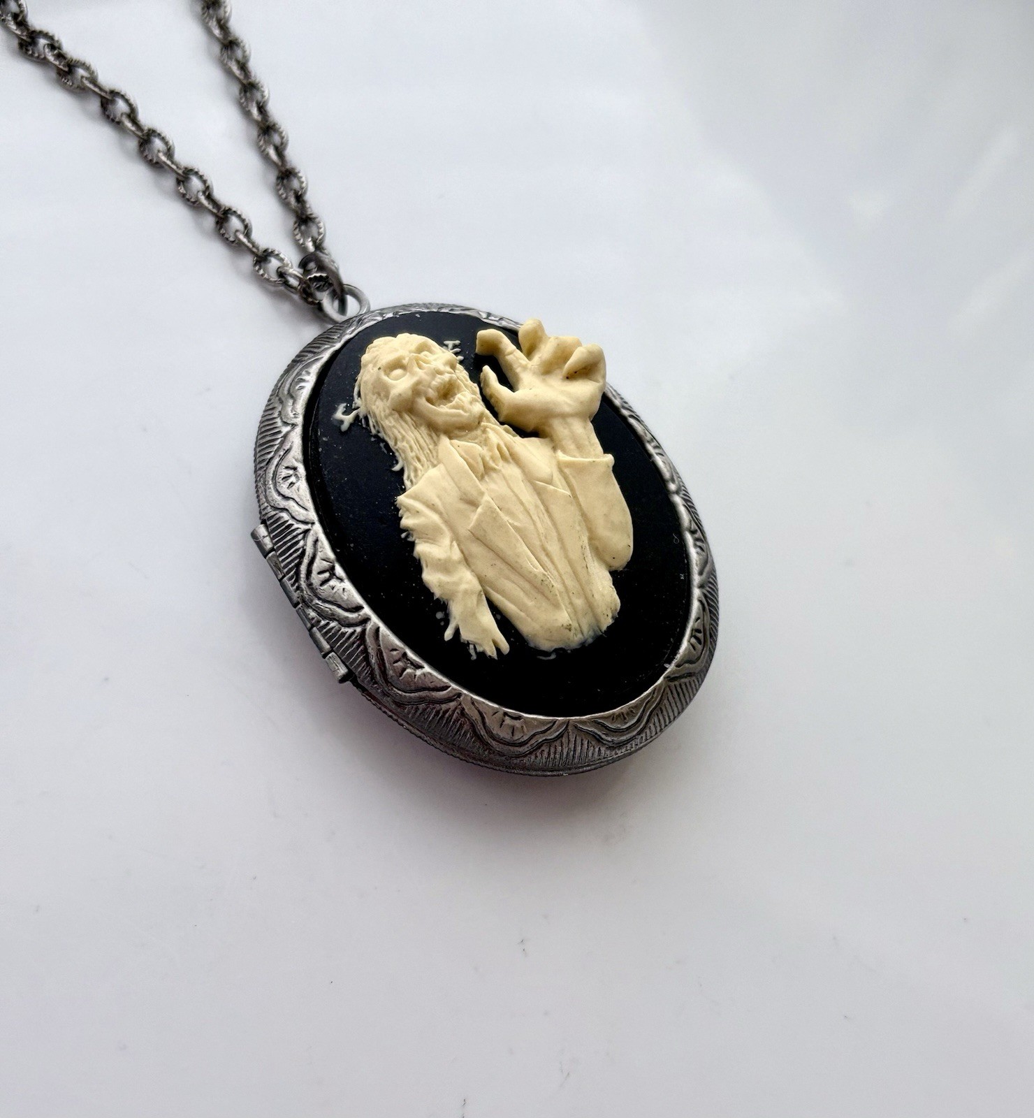 ZOMBIE 3-D CAMEO LOCKET NECKLACE Goth Photo Pillbox Stash Pendant Undead Walker