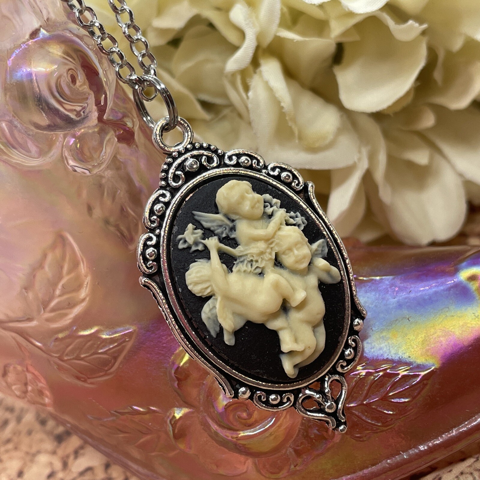 Valentine’s Day Gift ANGEL Wife Cherub Heart Silver Arrow Cupid Cameo Necklace