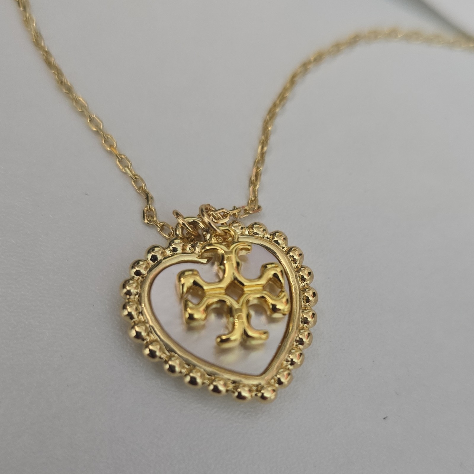 Tory Burch Gold Tone Heart Logo Charm Pendant Necklace Cable Chain Spring Ring