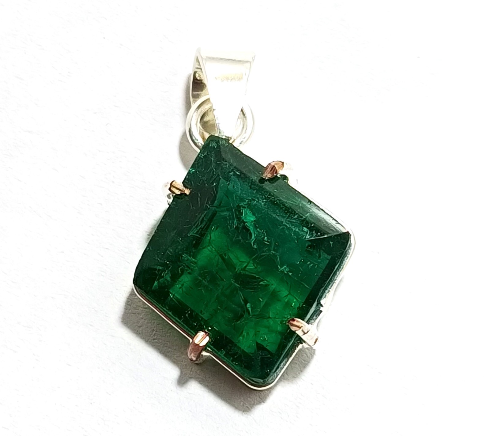 Certified 21.50 Ct Natural Emerald 925 Solid Silver Fancy Cut Pendant Gemstone