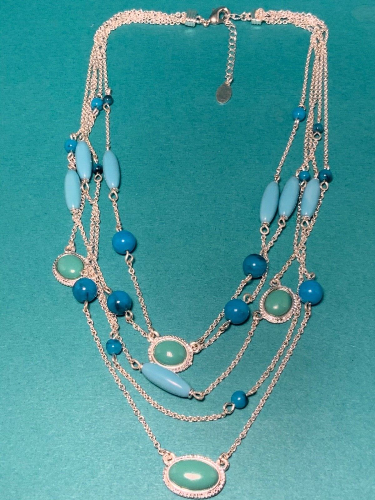 🌸 Ladies Silver 5 Strand Blue/ Blue Green Bead Necklace (N3) NWOT 🌸