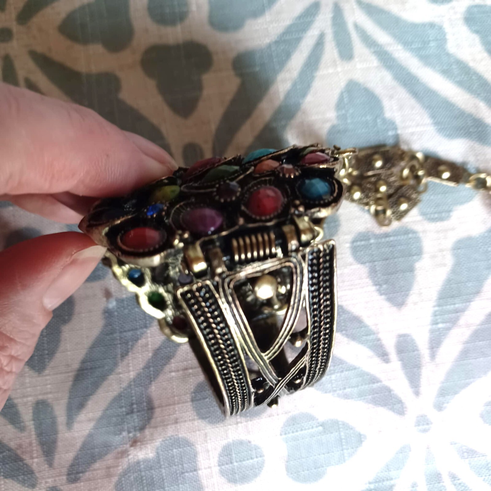 Bold Color Cuff Bracelet Chained to Ring Spring Hinge Clasp MUST SEE BEAUTIFUL!!