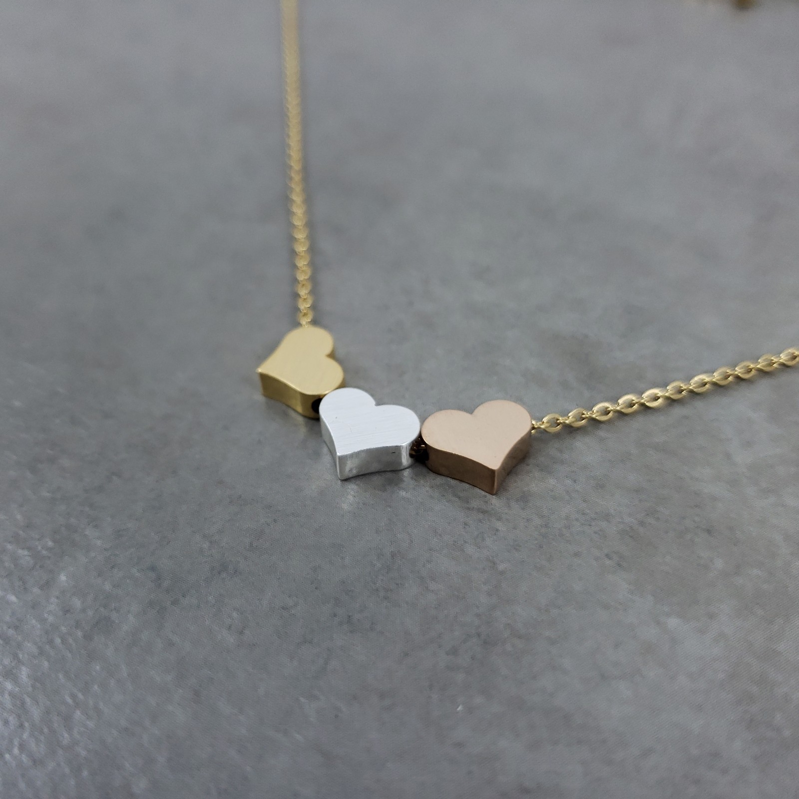 Three Hearts GOLD Plated Necklace Gift Box 3 Love Trendy Modern Pendant