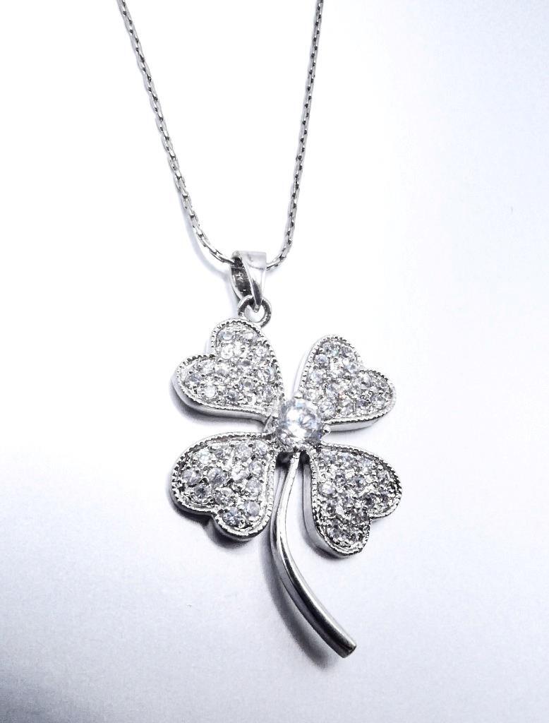 NEW 18kt White Gold Plated Crystals Four Leaf Clover Flower Pendant 16″ Necklace