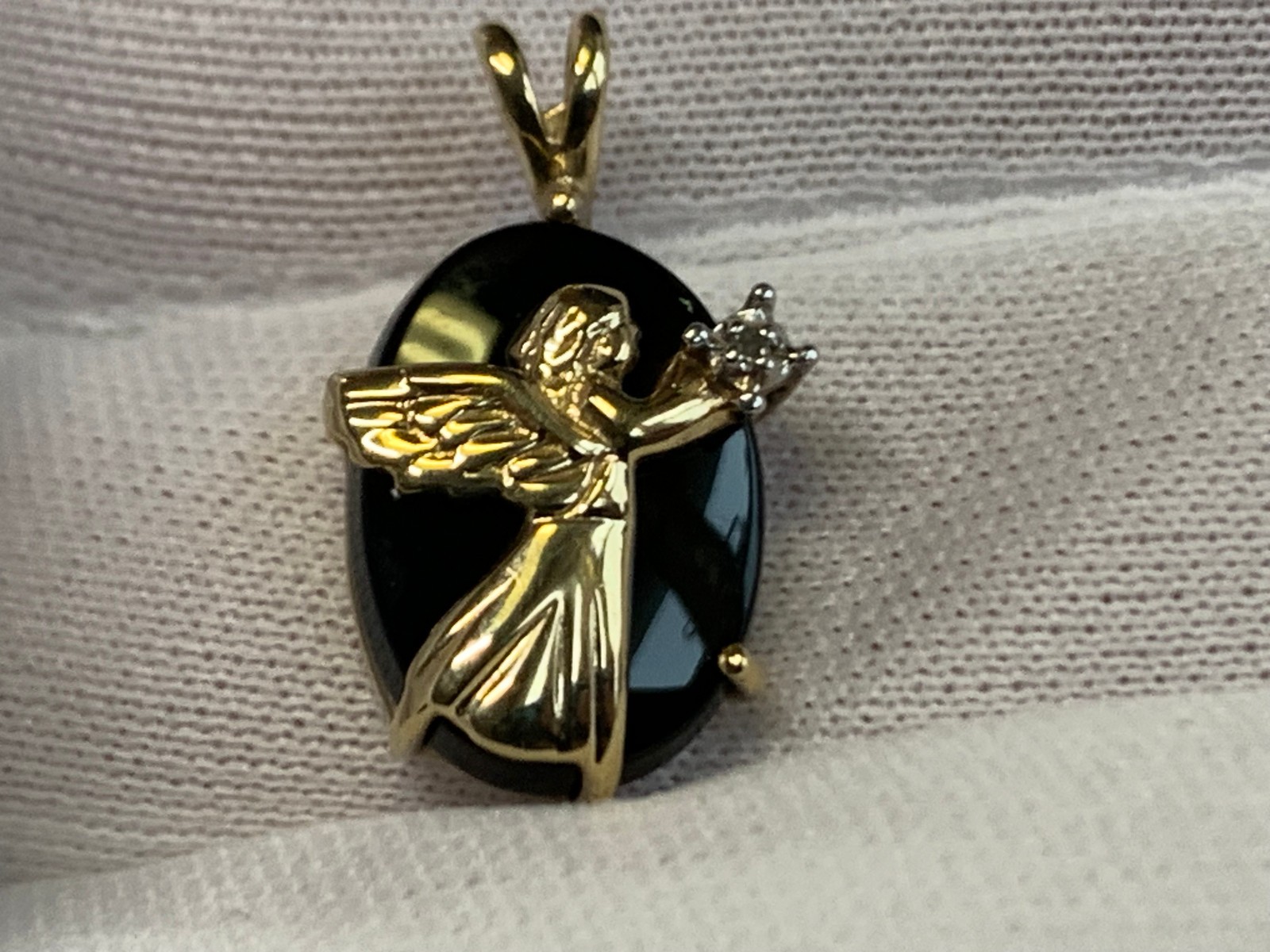 10K Yellow Gold Angel Pendant 1.67g Fine Jewelry Onyx Look Charm *READ*