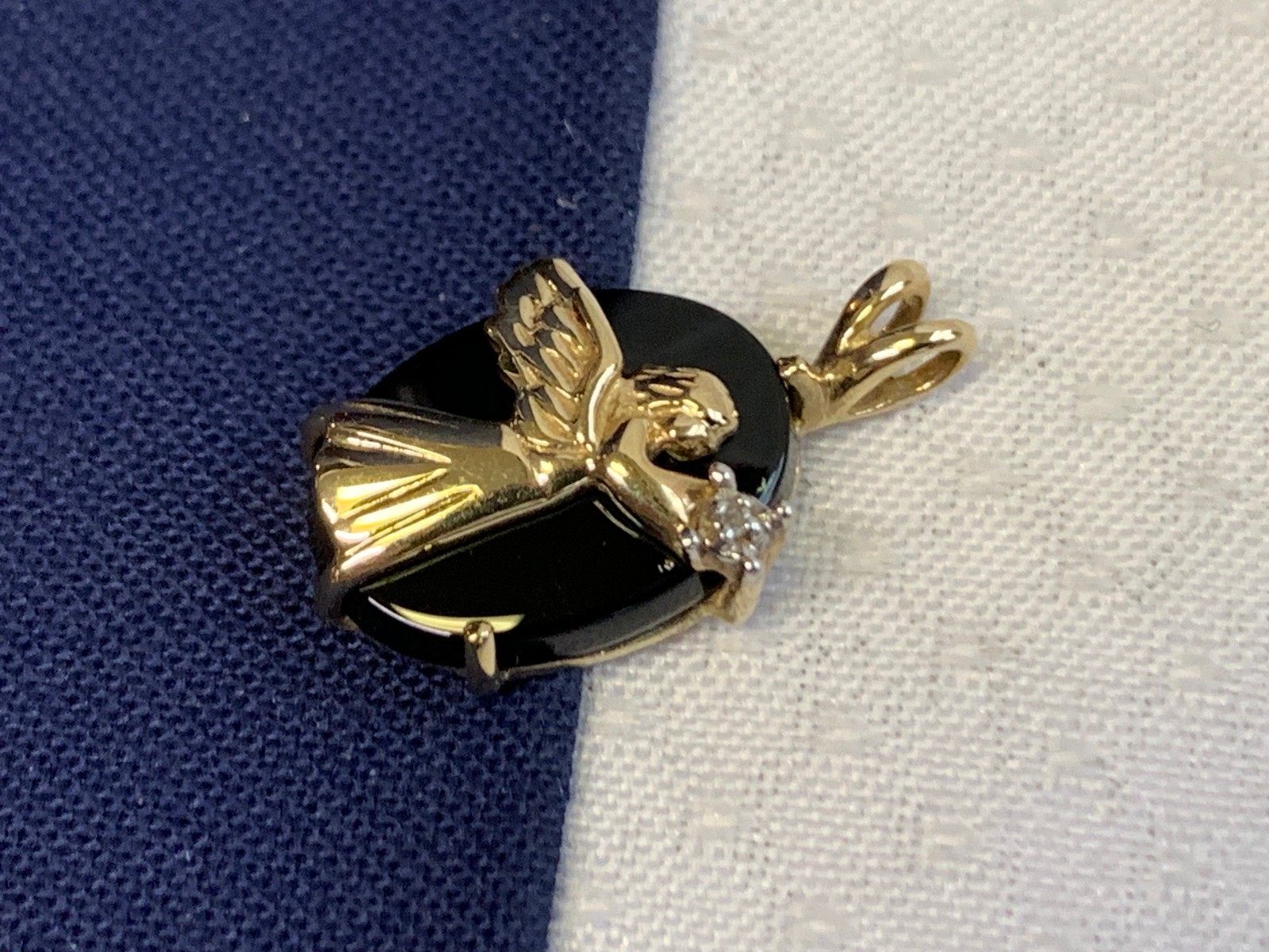 10K Yellow Gold Angel Pendant 1.67g Fine Jewelry Onyx Look Charm *READ*