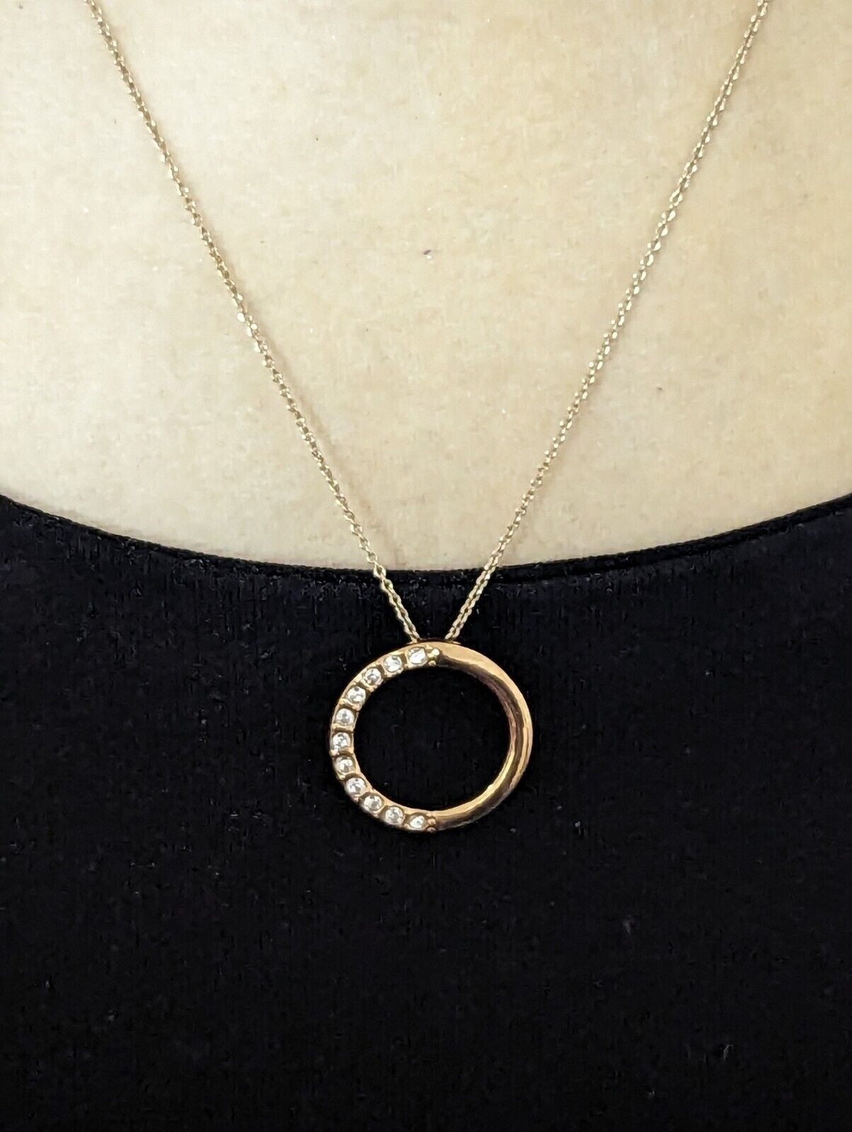 Gold Tone Rhinestone Open Circle Hoop Pendant Necklace 18″