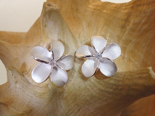 19mm Solid 925 Silver Hawaiian Matted Plumeria Flower White CZ Clip-on Earrings