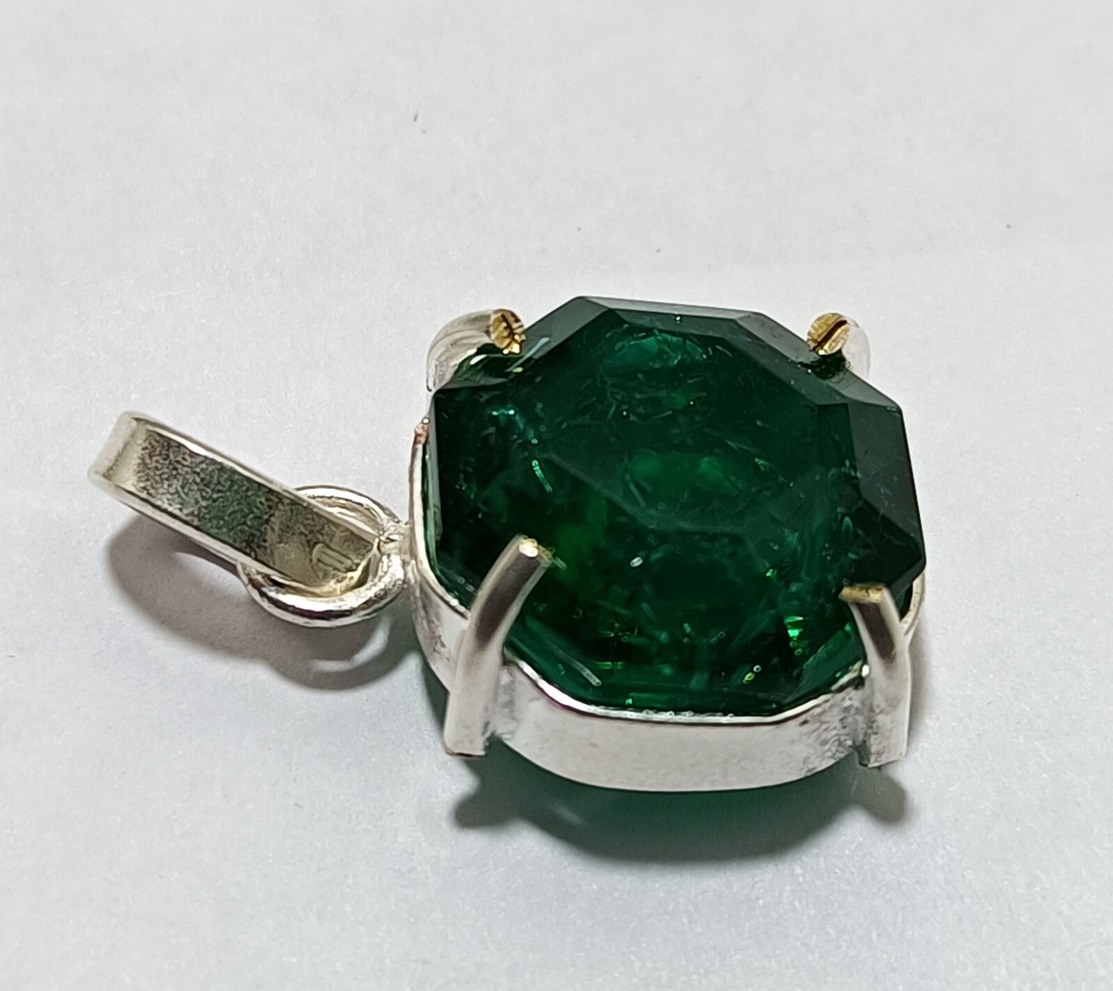 Certified 22.60 ct Natural Emerald 925 Solid Silver Asscher Cut Pendant Gemstone