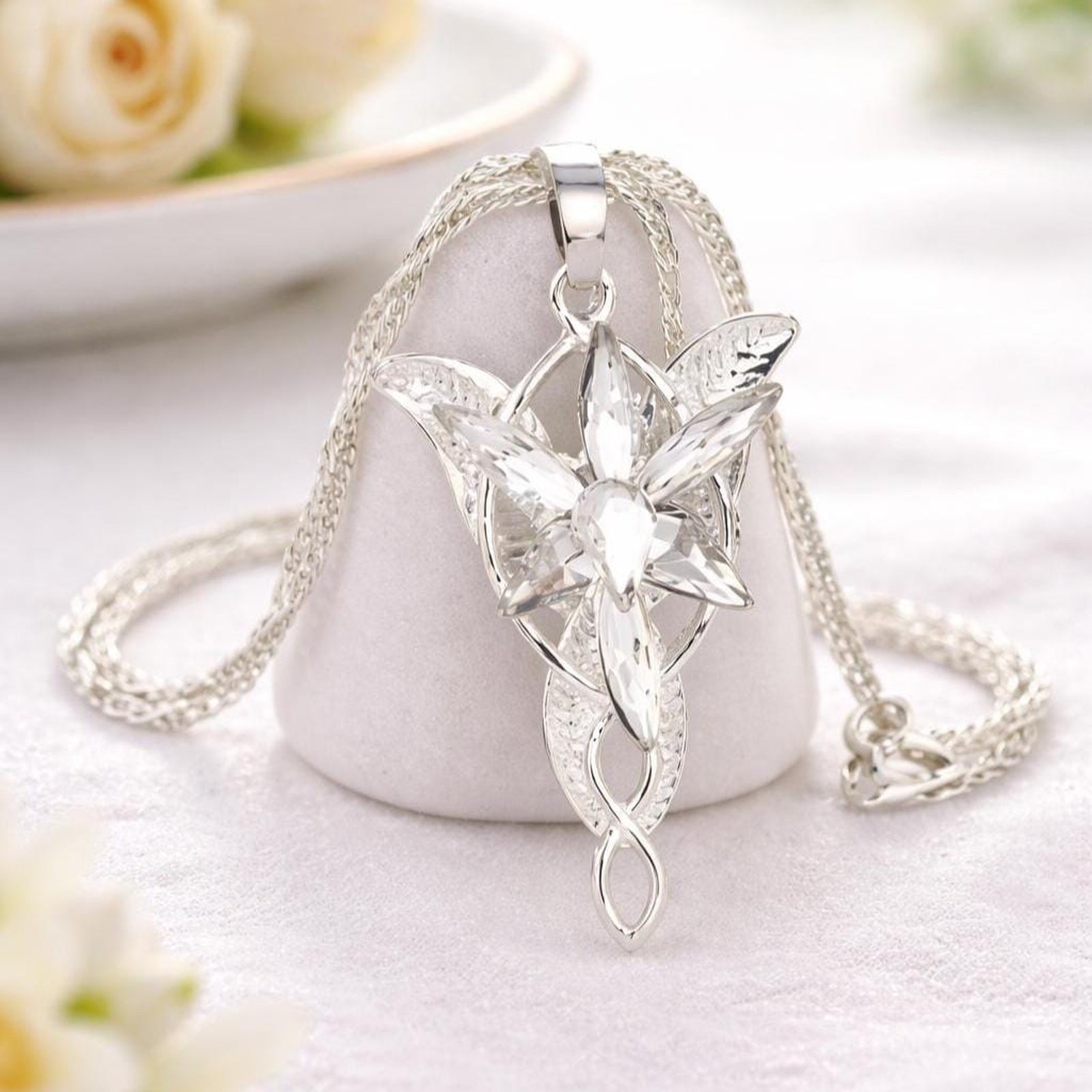 Arwen Evenstar Inspired Pendant Necklace Elven Star Silver Plated LOTR Fantasy