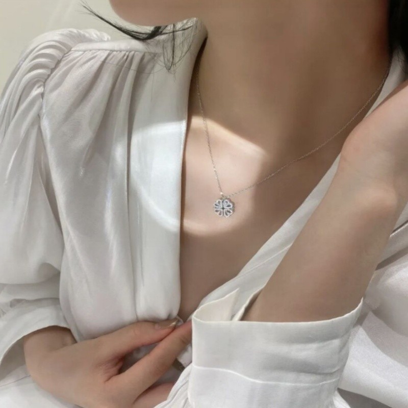 Magnetic Four Leaf Clover Heart Necklace Women’s Convertible Lucky Love Pendant