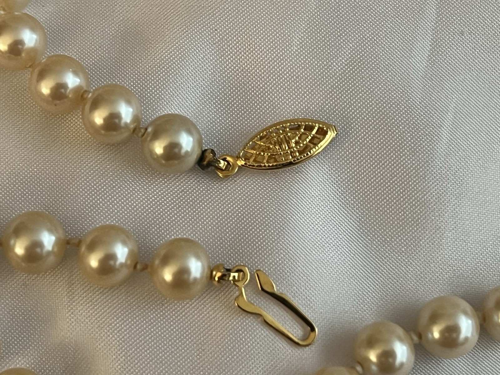 Faux 15mm Pearl Single Strand Clasp Marked Japan 24″ Length