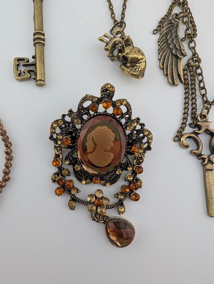 7 pc STEAMPUNK JEWELRY LOT necklaces skeleton key ring brooch copper bronze B1