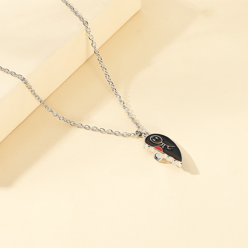 2pcs Magnet Matchstick People Lovers’ Black White Heart Pendant Chain Matching N