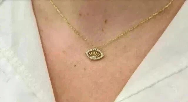 2Ct Round Cut Simulated Diamond Women’s Stunning Pendant 14k Yellow Gold Plated