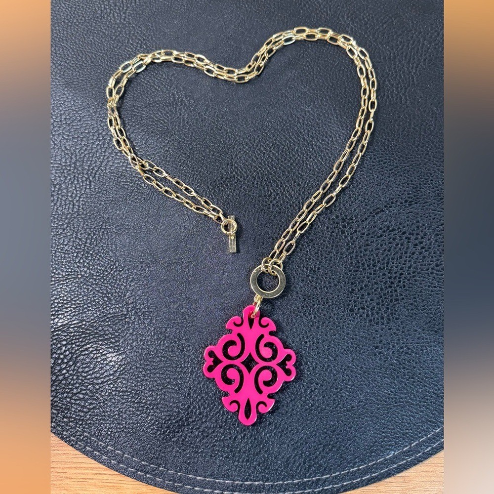 ZENZII NWOT Gold and Pink Pendant Necklace