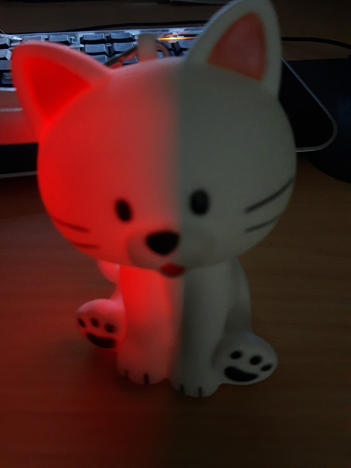 Concert WHITE CAT Multi-Function GLOW Necklace for Adults OR Kids! AWESOME FUN!