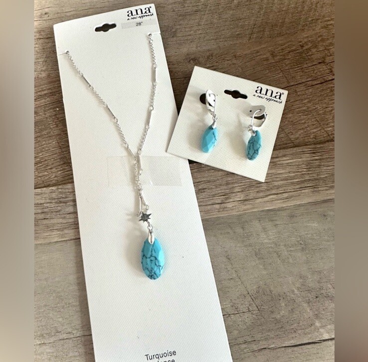 a.n.a Quartz Link Pendant Necklace