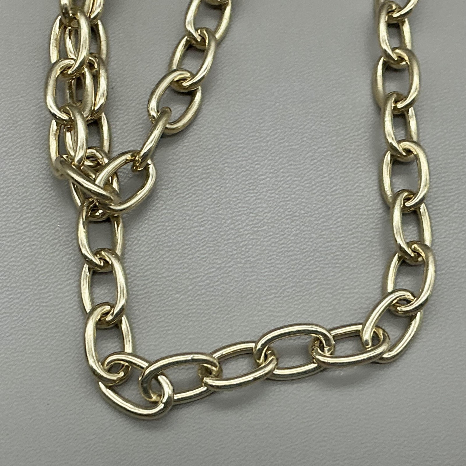 Carolee Necklace Resin 8 Ball Pendant Gold Tone Chain Billiards Sports 30 Inch