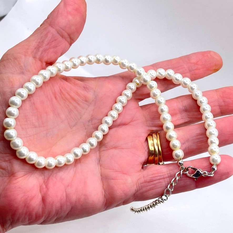 White Glass Faux pearl necklace 46cm vintage bridal flower girl bridesmaid
