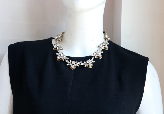 NEW J crew Crystal triangle Cluster Statement Vintage Gold DUTY INCL.