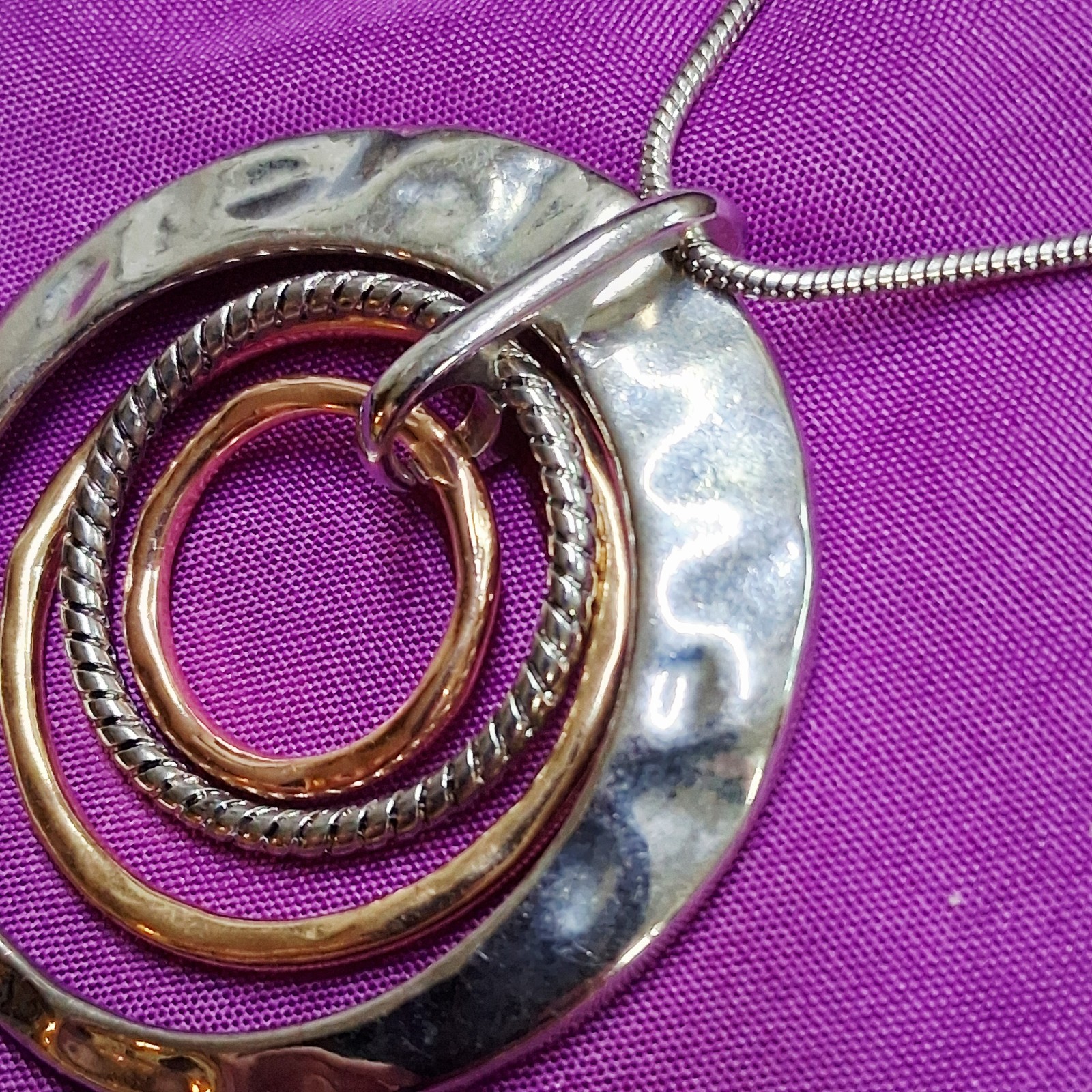 Polished Stainless Steel Textured Ring Hoop Pendant Snake Chain Necklace
