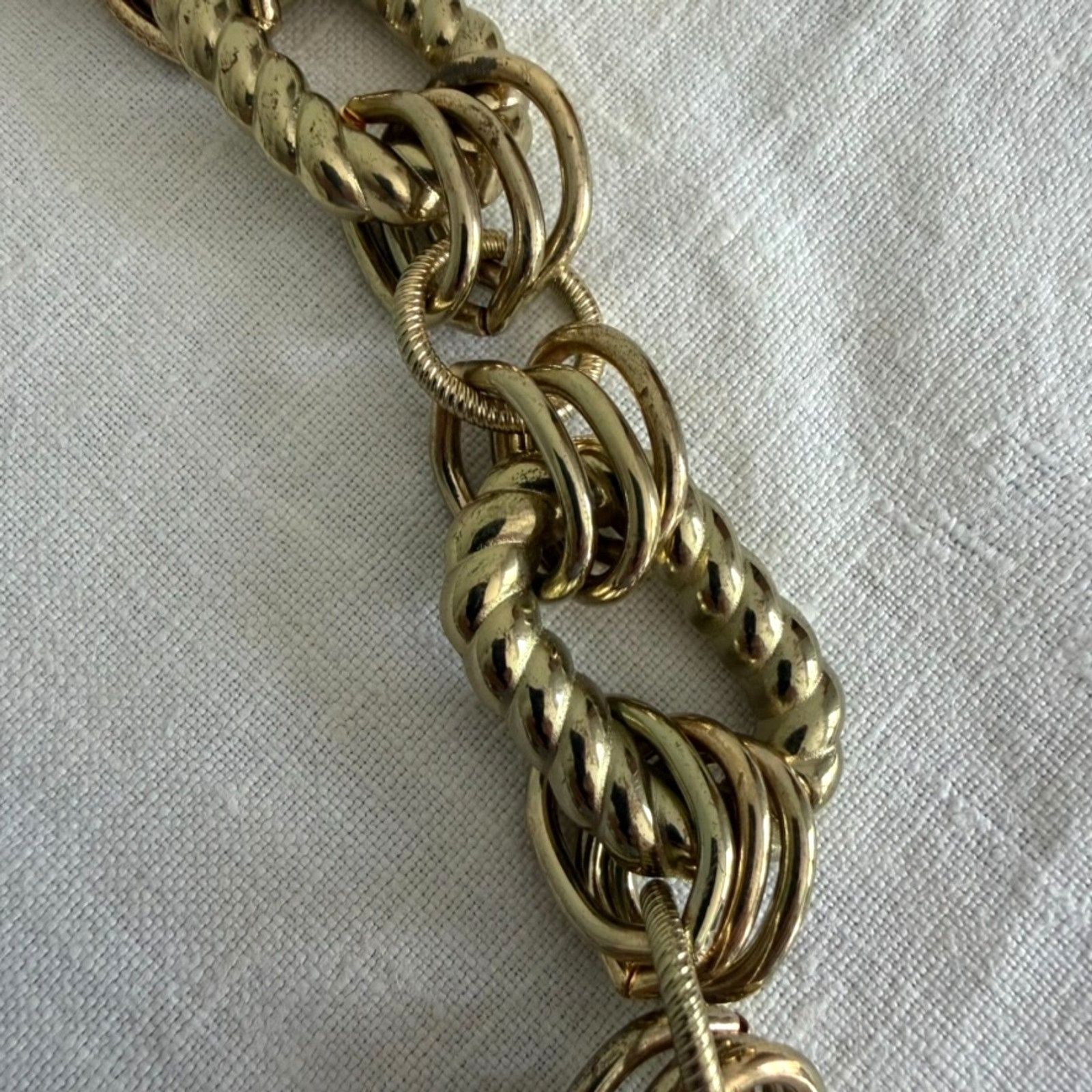 Robert Rose Vintage Gold Tone Chunky Chain Statement Necklace Ribbed Links Retro