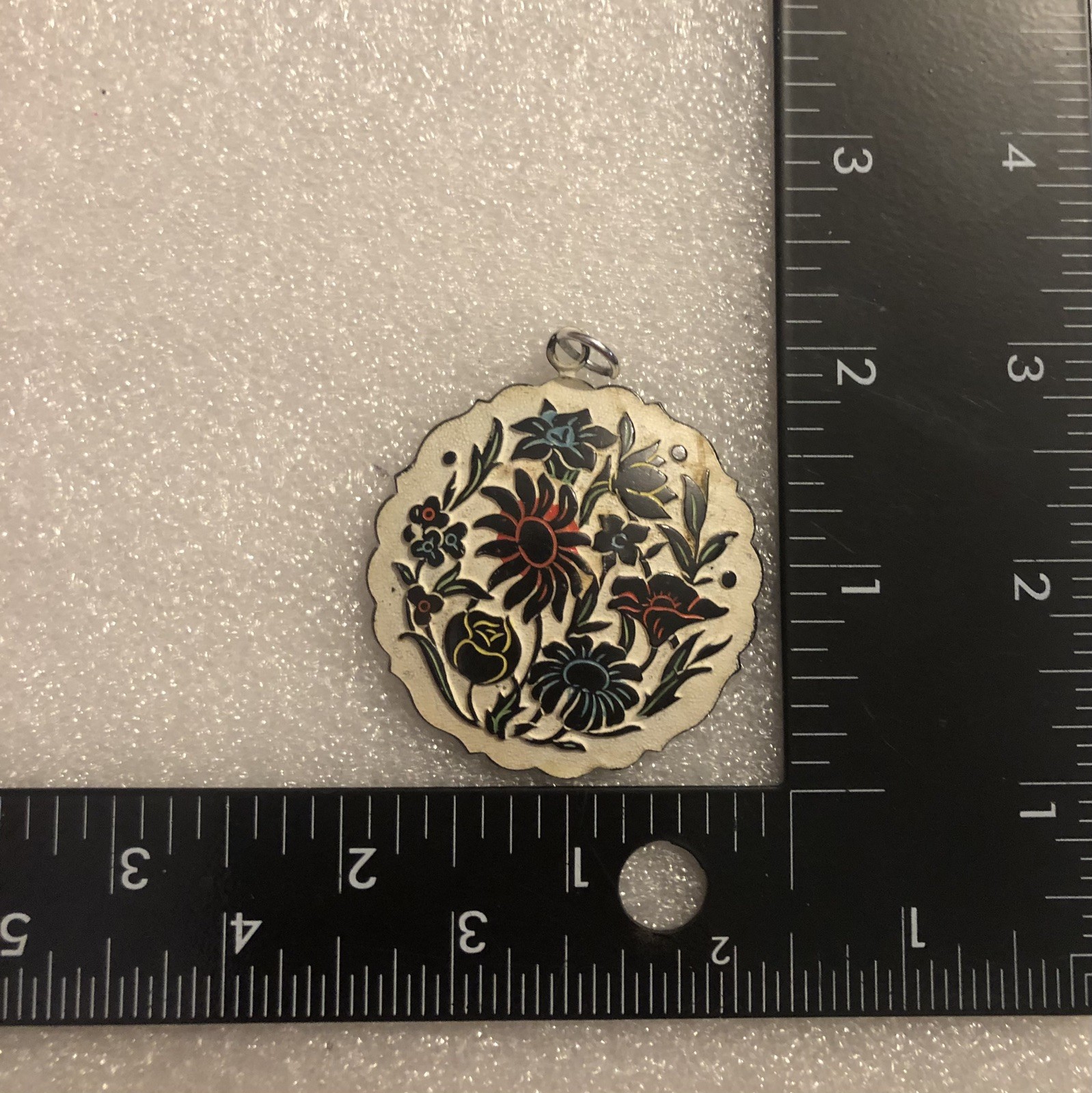 Vintage West Germany Flower Pendant Necklace Costume Jewelry GS1D23