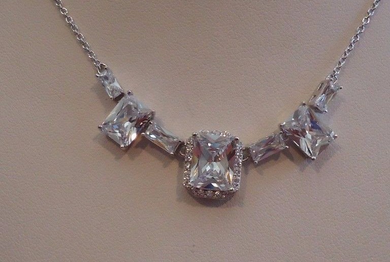 925 STERLING SILVER SQUARE HALO CENTER NECKLACE PENDANT LAB SIMULANT DIAMONDS