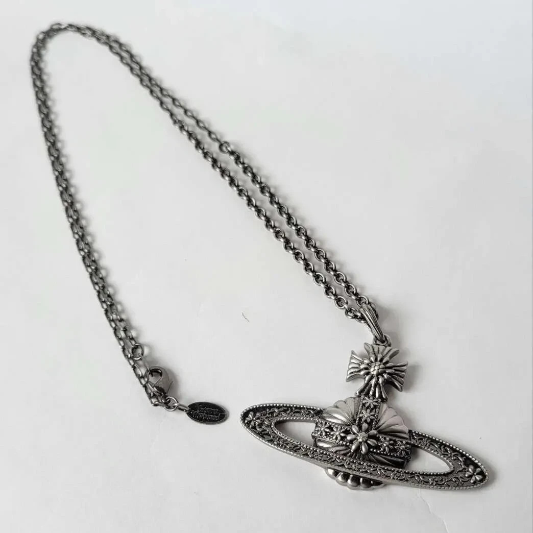 Vivienne Westwood orb Necklace