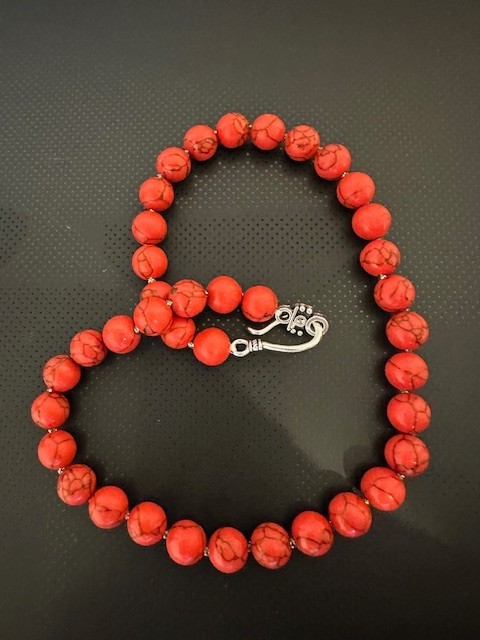 Red Turquoise Round 10mm Gemstone Beads 17″ Beautiful Bright Necklace.