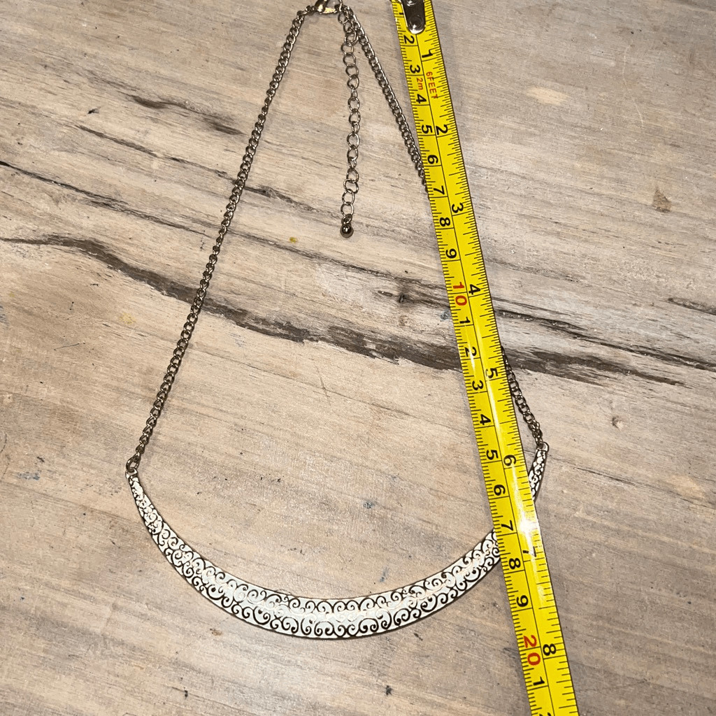 Filigree White And Gold Tone Collar Necklace